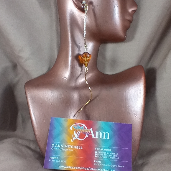 African Mask Dangling Earrings - Picture 9 of 9